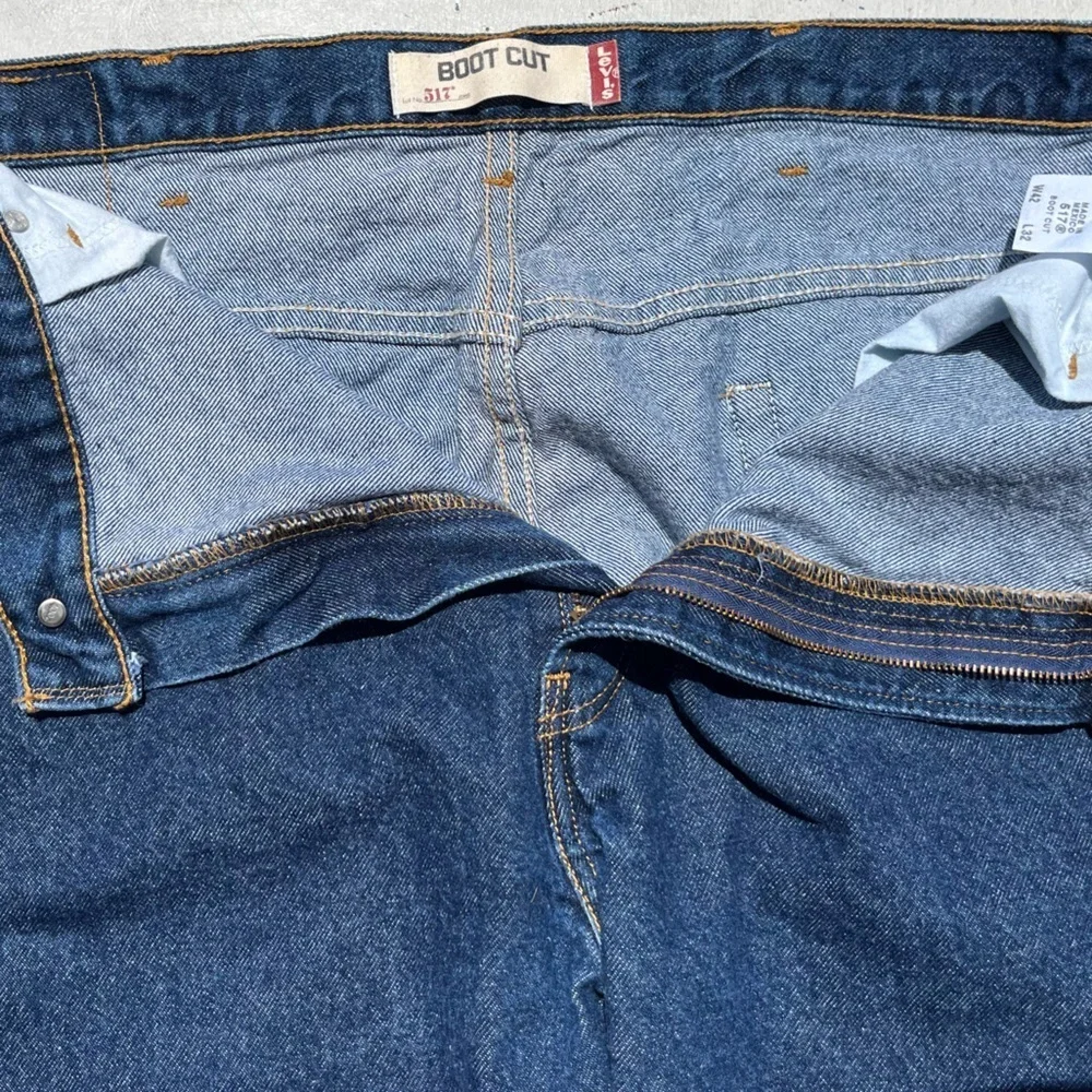 Men’s Levi's 517 Jeans Blue Denim Solid 42x32 Relaxed Bootcut Wide Y2K Oversized